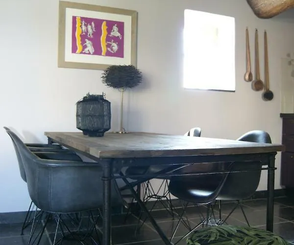 Het Sibberhuuske شقة